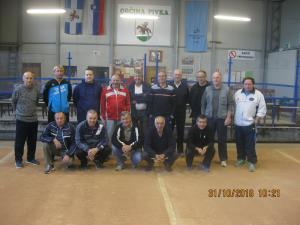 vsi nastopajoči